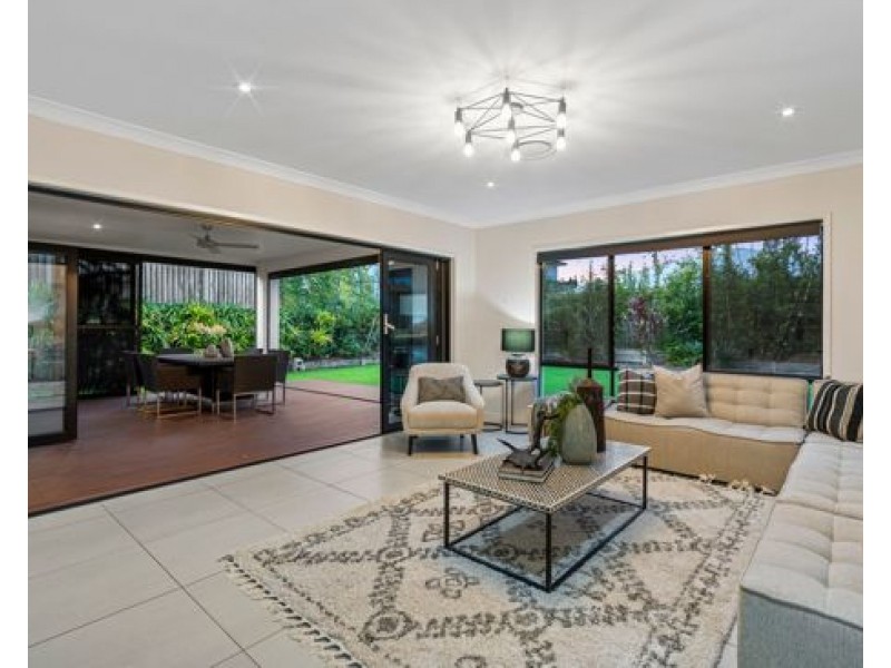 7 English Place, Rochedale QLD 4123