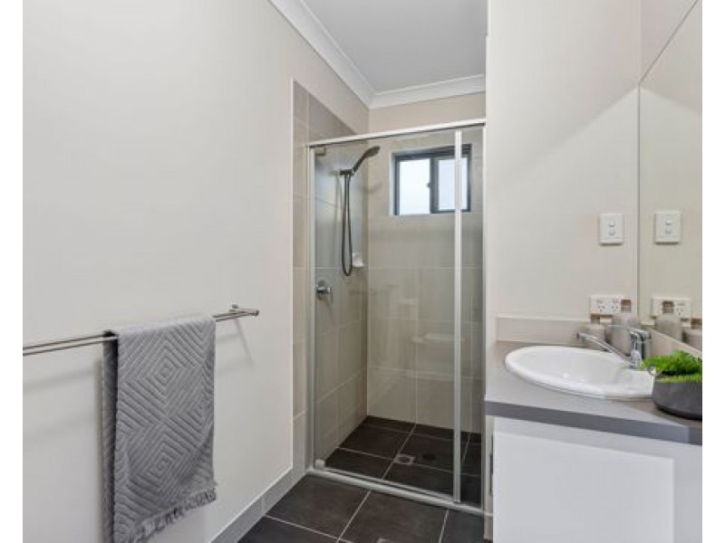 7 English Place, Rochedale QLD 4123