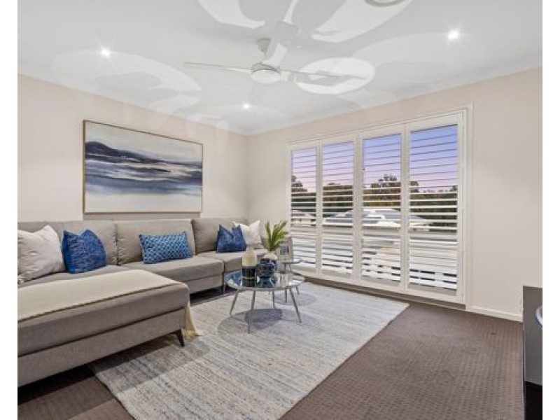 7 English Place, Rochedale QLD 4123