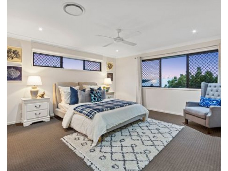 7 English Place, Rochedale QLD 4123