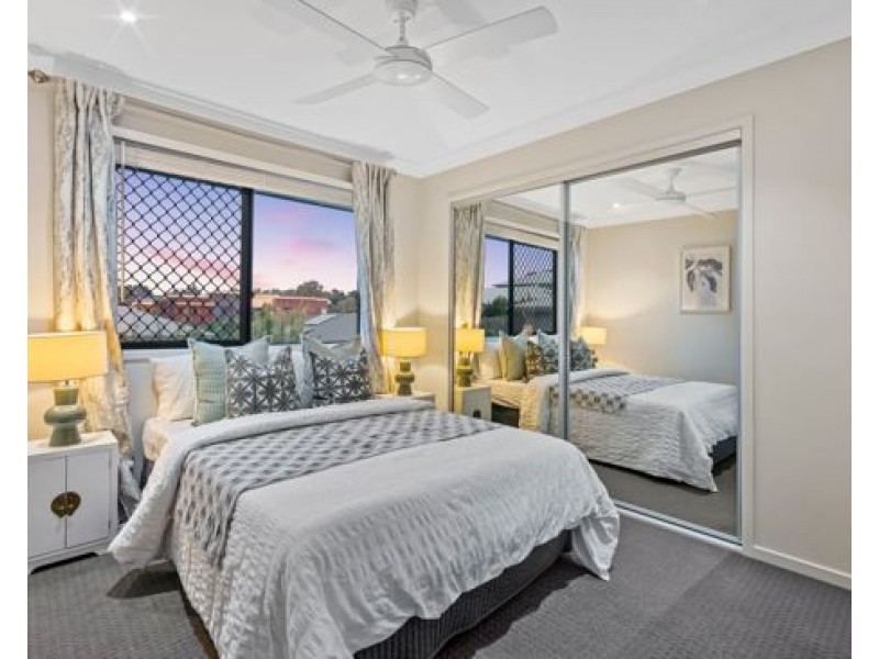 7 English Place, Rochedale QLD 4123