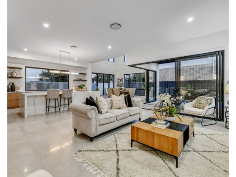 29 Parolin Parade, Rochedale QLD 4123