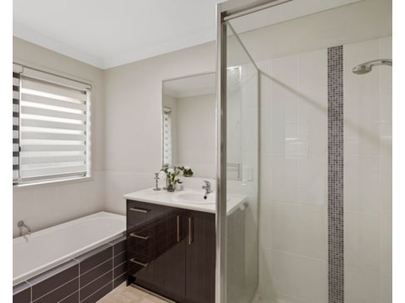 115 Cooper Crescent, Rochedale QLD 4123