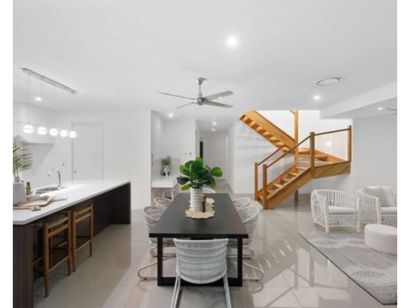 72 Phoenix Street, Rochedale QLD 4123