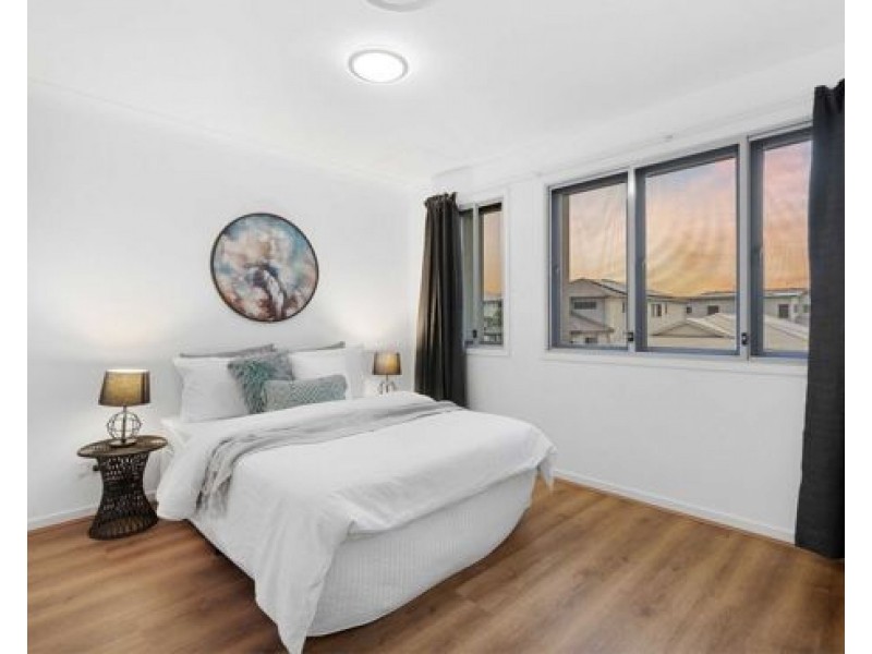 72 Phoenix Street, Rochedale QLD 4123