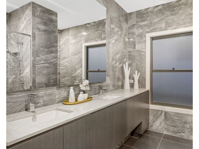 11 Panorama Street, Rochedale QLD 4123