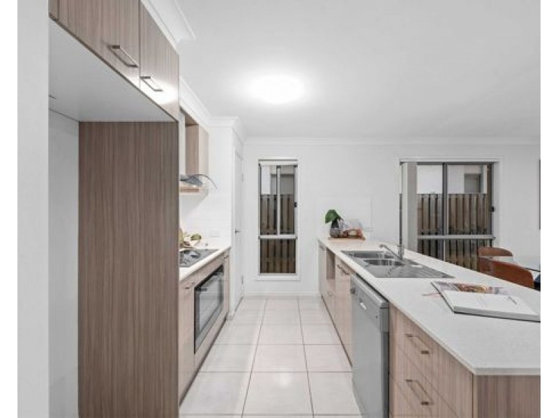 11 Dell Street QLD 4123, Rochedale QLD 4123