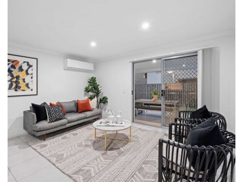 11 Dell Street QLD 4123, Rochedale QLD 4123