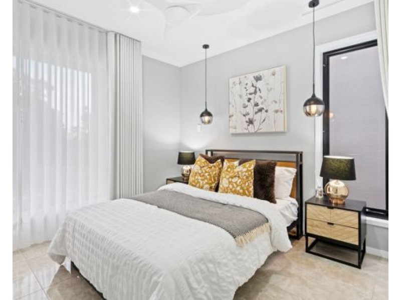 8 Levoh Street, Rochedale QLD 4123