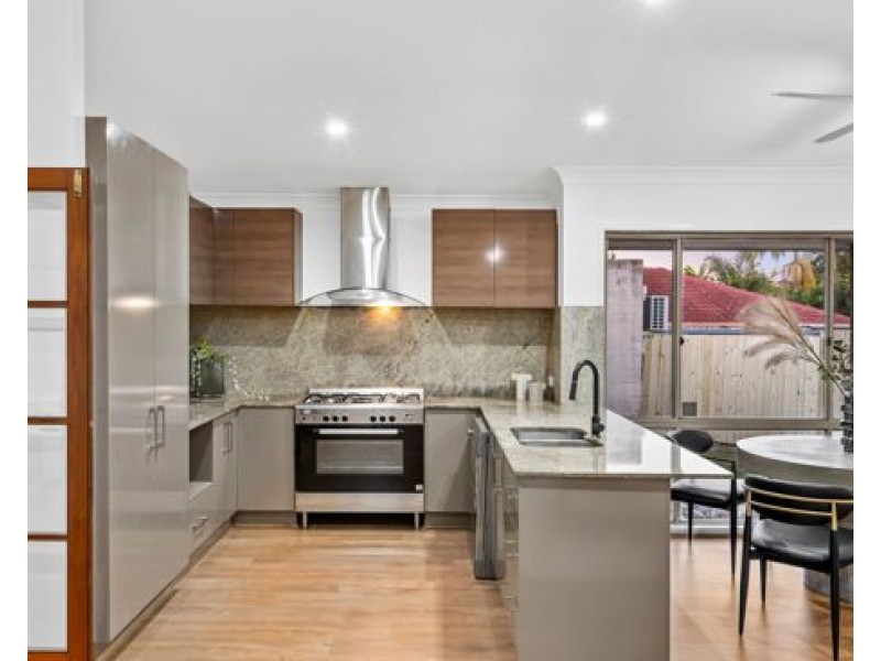 22 Goorari Street, Eight Mile Plains QLD 4113