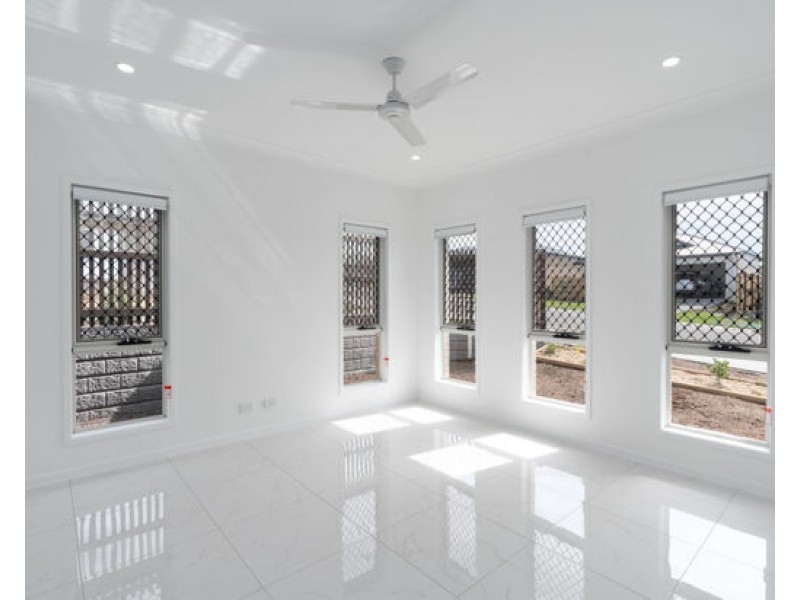 41 Lively Street, Ripley QLD 4306