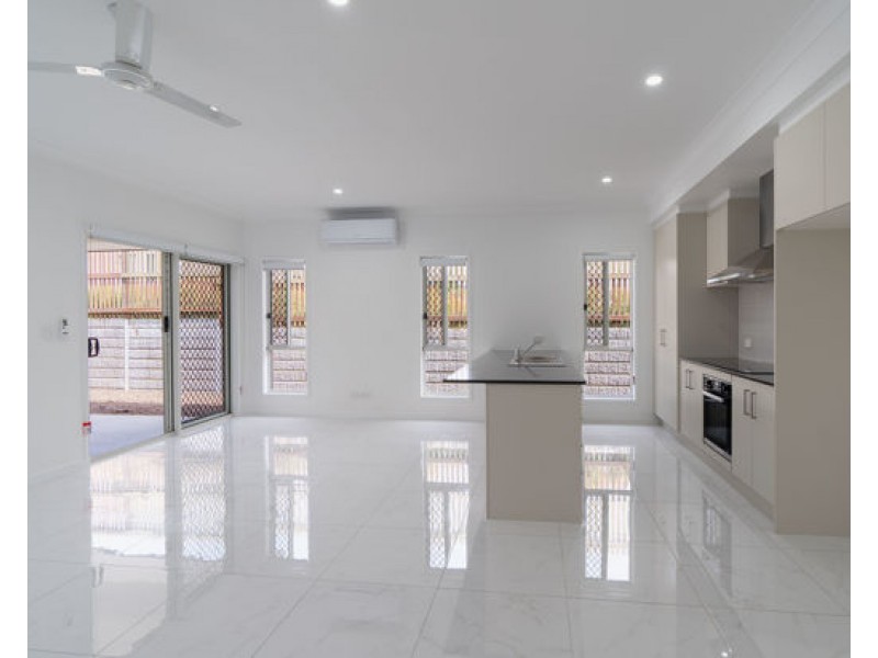 41 Lively Street, Ripley QLD 4306