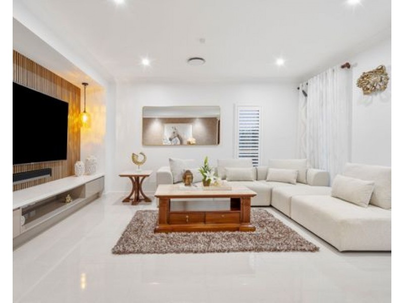 17 Daniel Drive, Rochedale QLD 4123