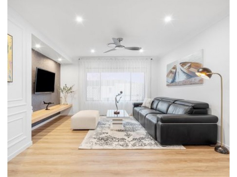 17 Daniel Drive, Rochedale QLD 4123