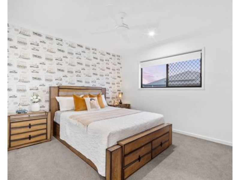 17 Daniel Drive, Rochedale QLD 4123