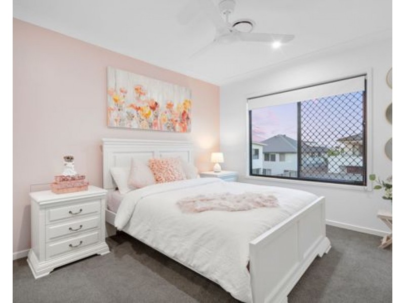 17 Daniel Drive, Rochedale QLD 4123