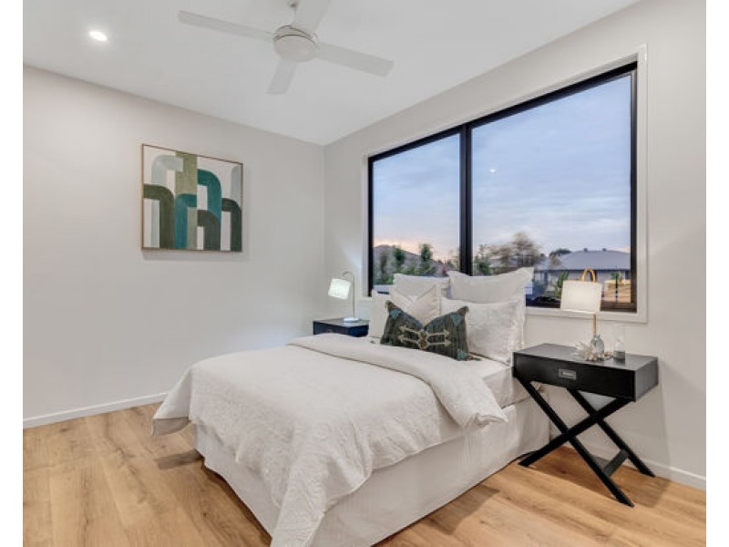 4 Osprey Lane, Rochedale QLD 4123