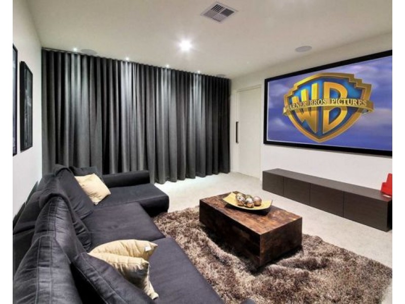 71 Finch Parade, Rochedale QLD 4123