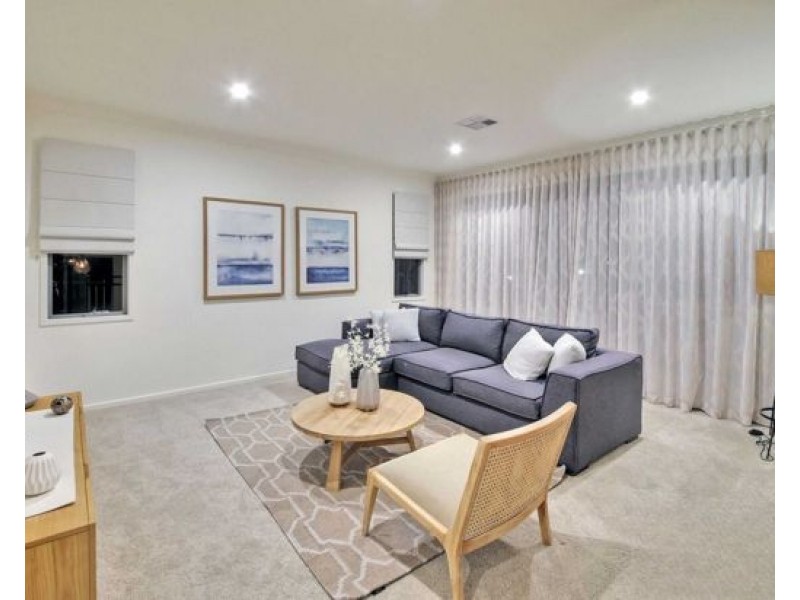 71 Finch Parade, Rochedale QLD 4123