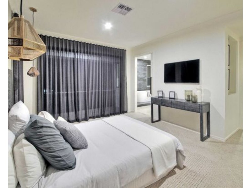 71 Finch Parade, Rochedale QLD 4123