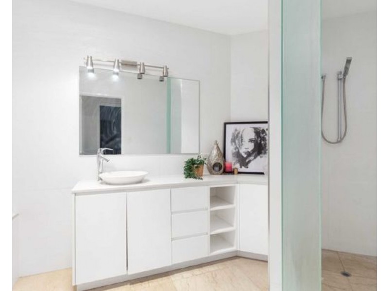 68-70 Leo Lindo Drive, Shailer Park QLD 4128