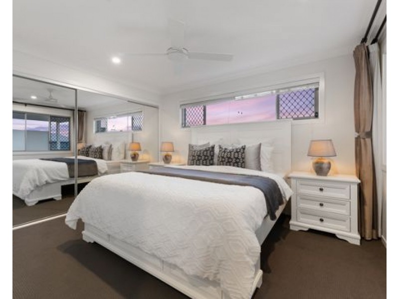 98 Hillcrest Street, Rochedale QLD 4123