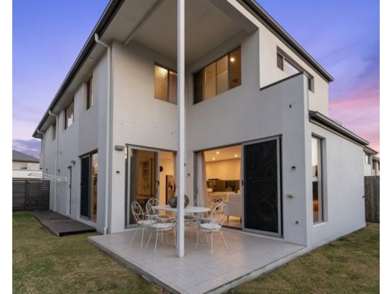98 Hillcrest Street, Rochedale QLD 4123