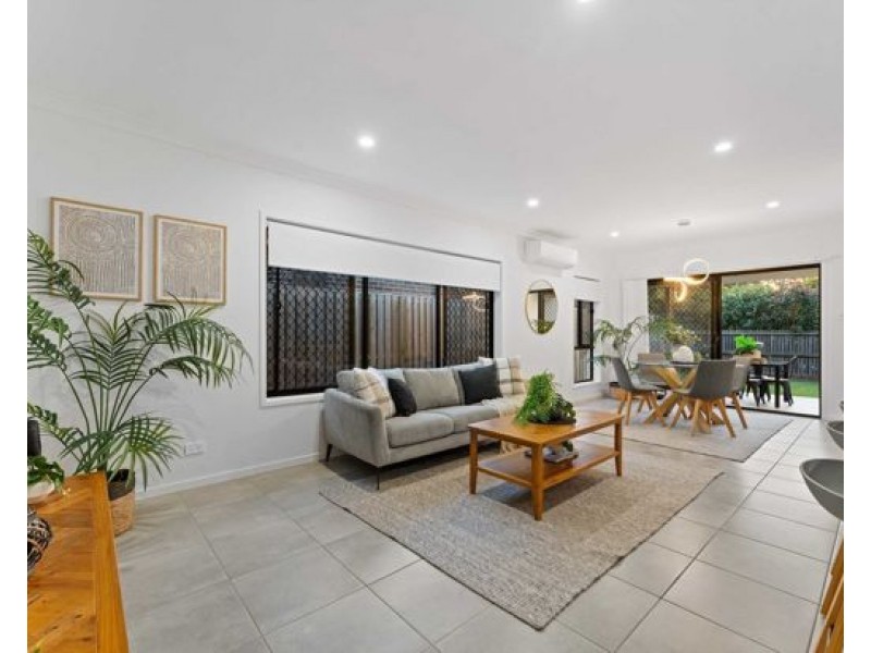 59 Macadamia Circuit, Park Ridge QLD 4125