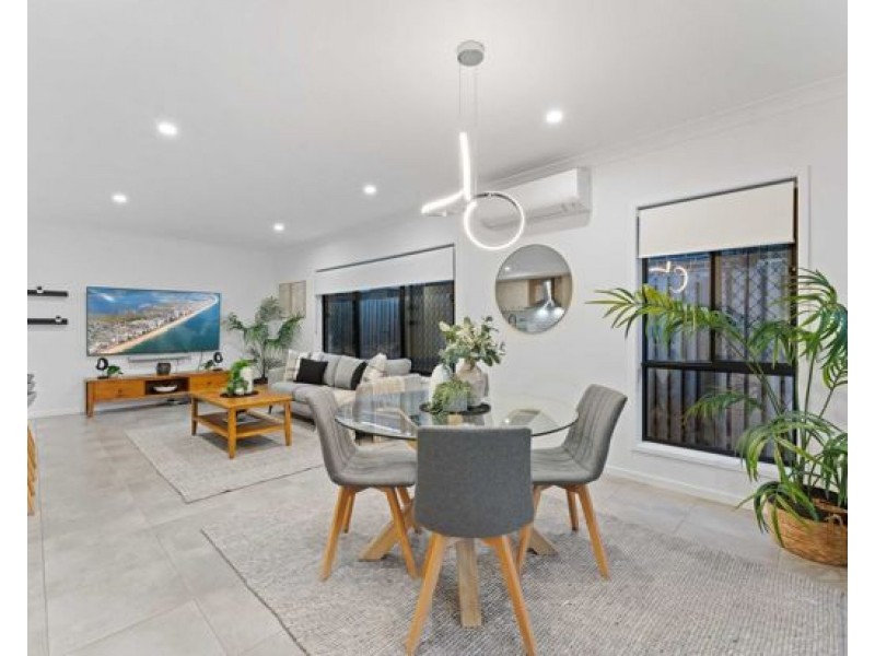 59 Macadamia Circuit, Park Ridge QLD 4125