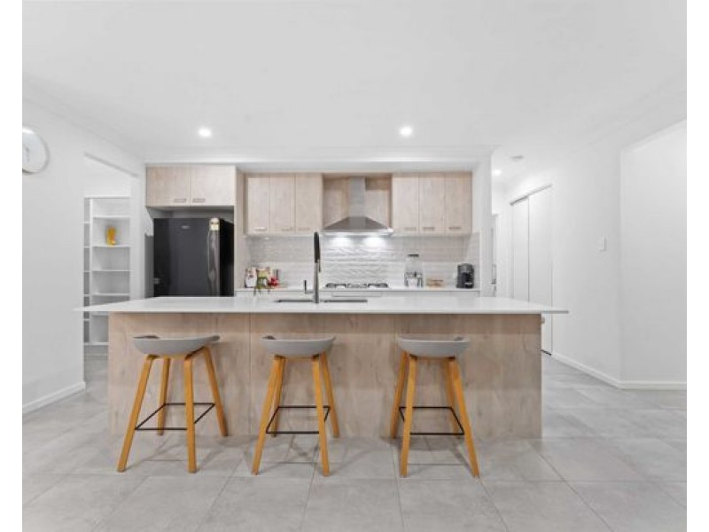 59 Macadamia Circuit, Park Ridge QLD 4125