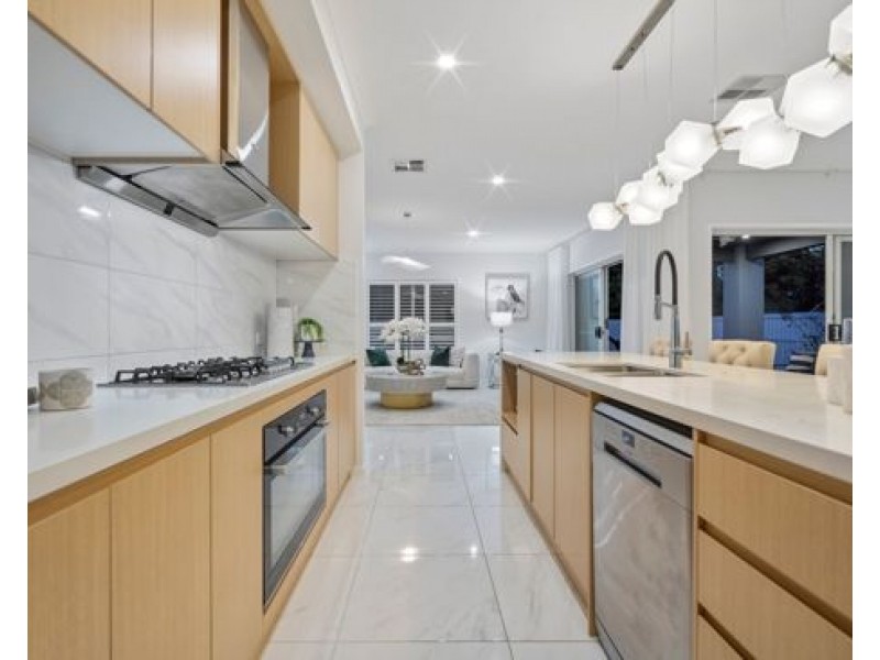 6 Frangipani Street, Rochedale QLD 4123