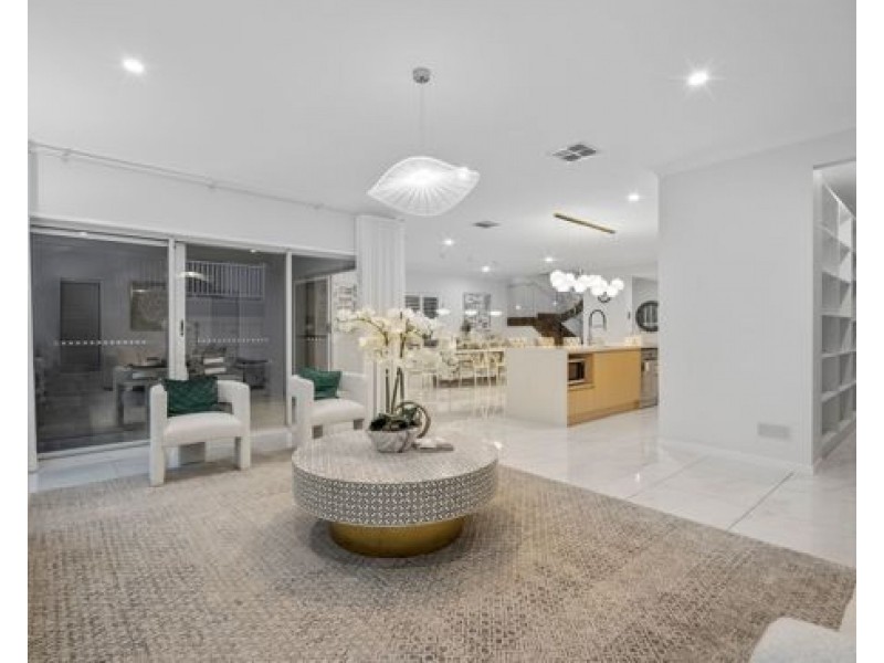 6 Frangipani Street, Rochedale QLD 4123