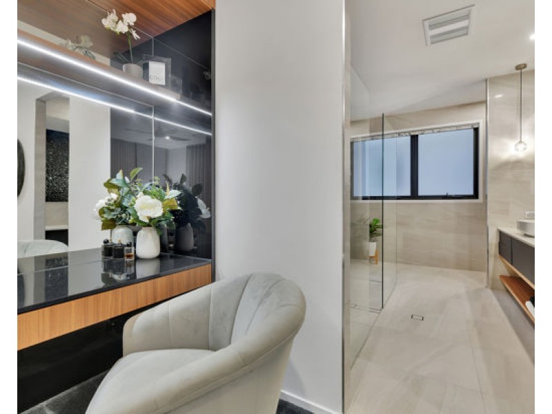 42 Dell Street, Rochedale QLD 4123