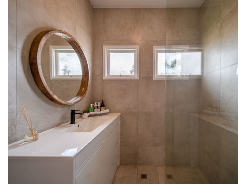 4 Suvla Street, Balmoral QLD 4171