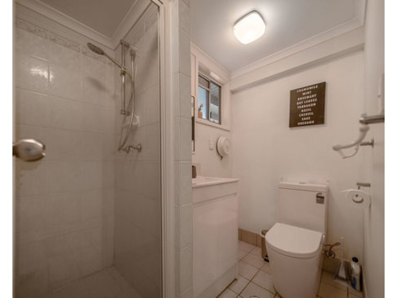 4 Suvla Street, Balmoral QLD 4171