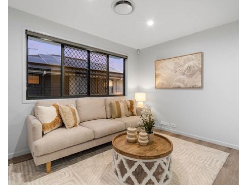 16 Willow Way, Rochedale QLD 4123