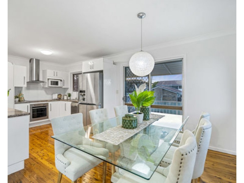 14 Trident Street, Mansfield QLD 4122