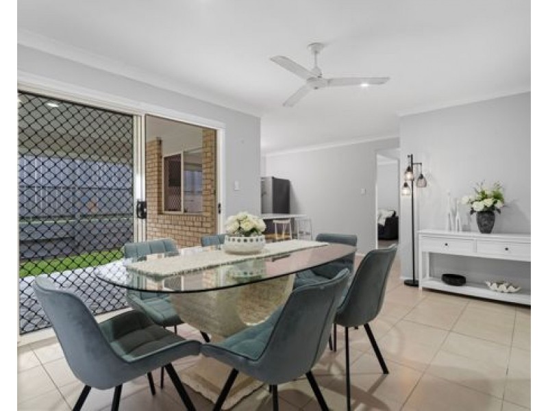 15 Statham Court, Redbank Plains QLD 4301