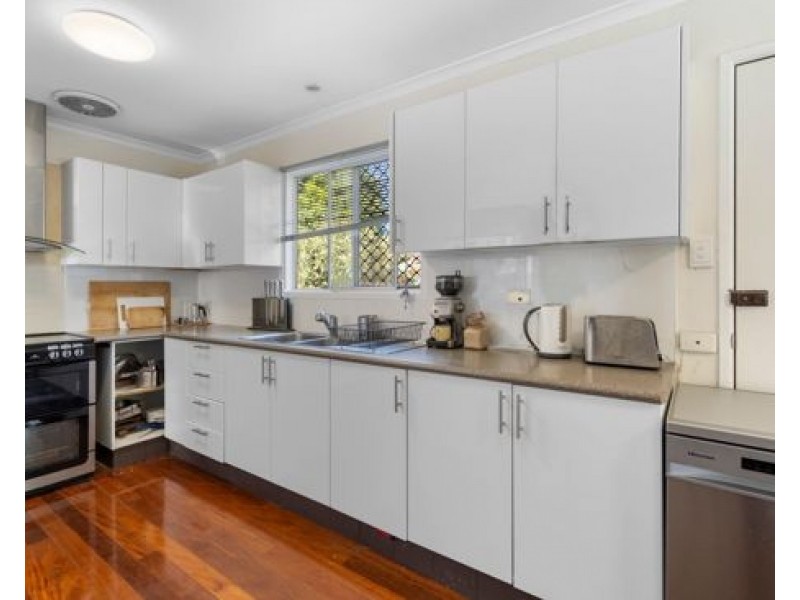 190 Bapaume Road, Holland Park West QLD 4121