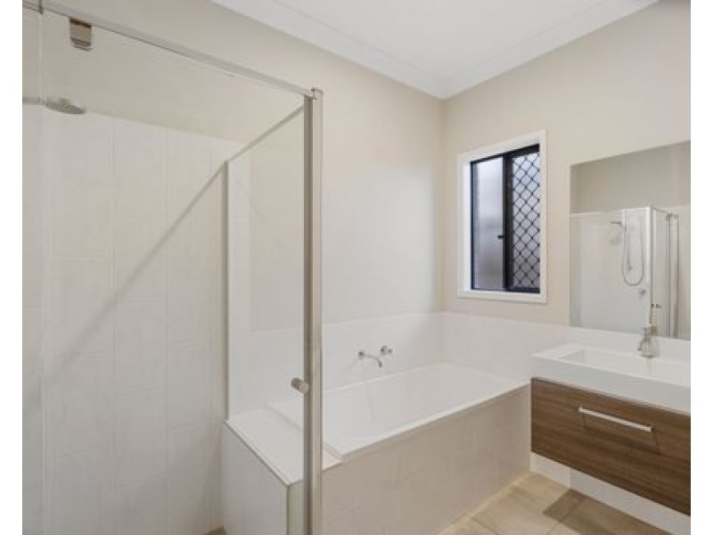 49 Royal Crescent, Rochedale QLD 4123