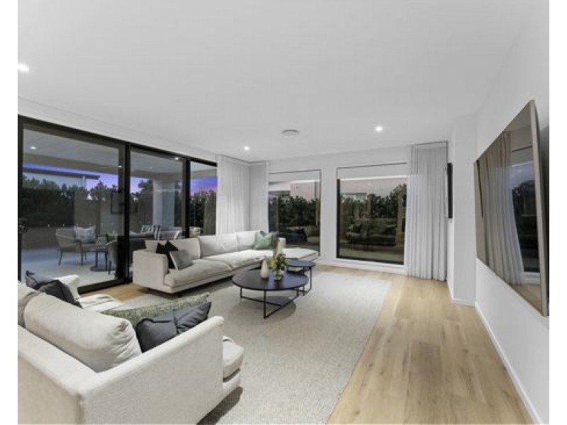 11 Oscar Drive, Rochedale QLD 4123