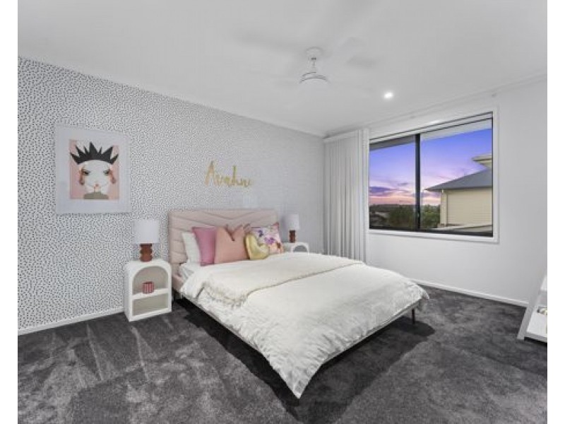 11 Oscar Drive, Rochedale QLD 4123