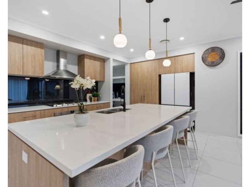 17 Lillium Street, Rochedale QLD 4123