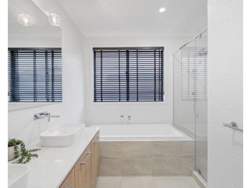 17 Lillium Street, Rochedale QLD 4123