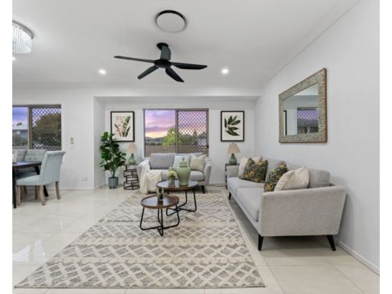 63 Phoenix Street, Rochedale QLD 4123