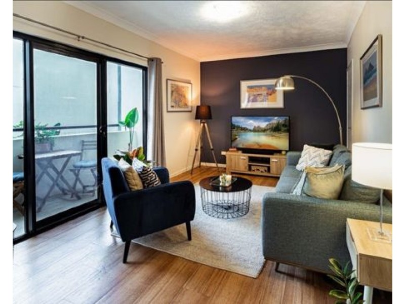 11/120 Commercial Road, Teneriffe QLD 4005