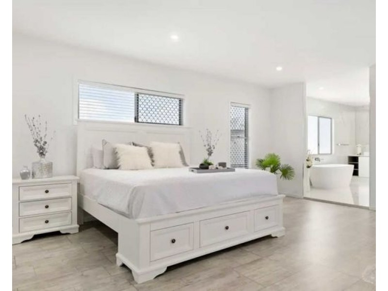 59 Lakeview Promenade, Newport QLD 4020