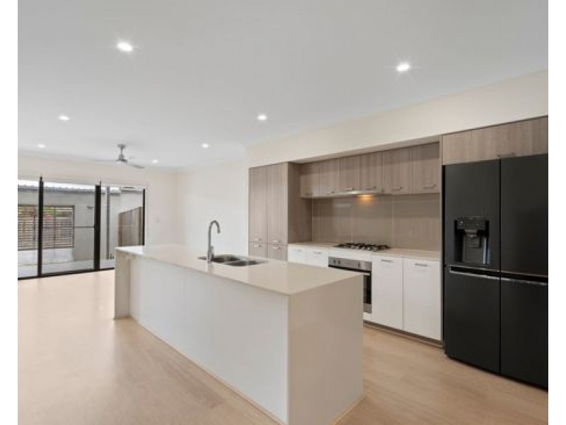61 Kookaburra Circuit, Rochedale QLD 4123
