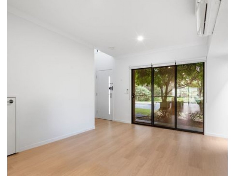 61 Kookaburra Circuit, Rochedale QLD 4123
