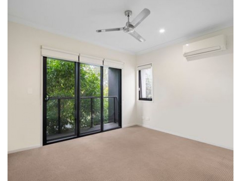61 Kookaburra Circuit, Rochedale QLD 4123